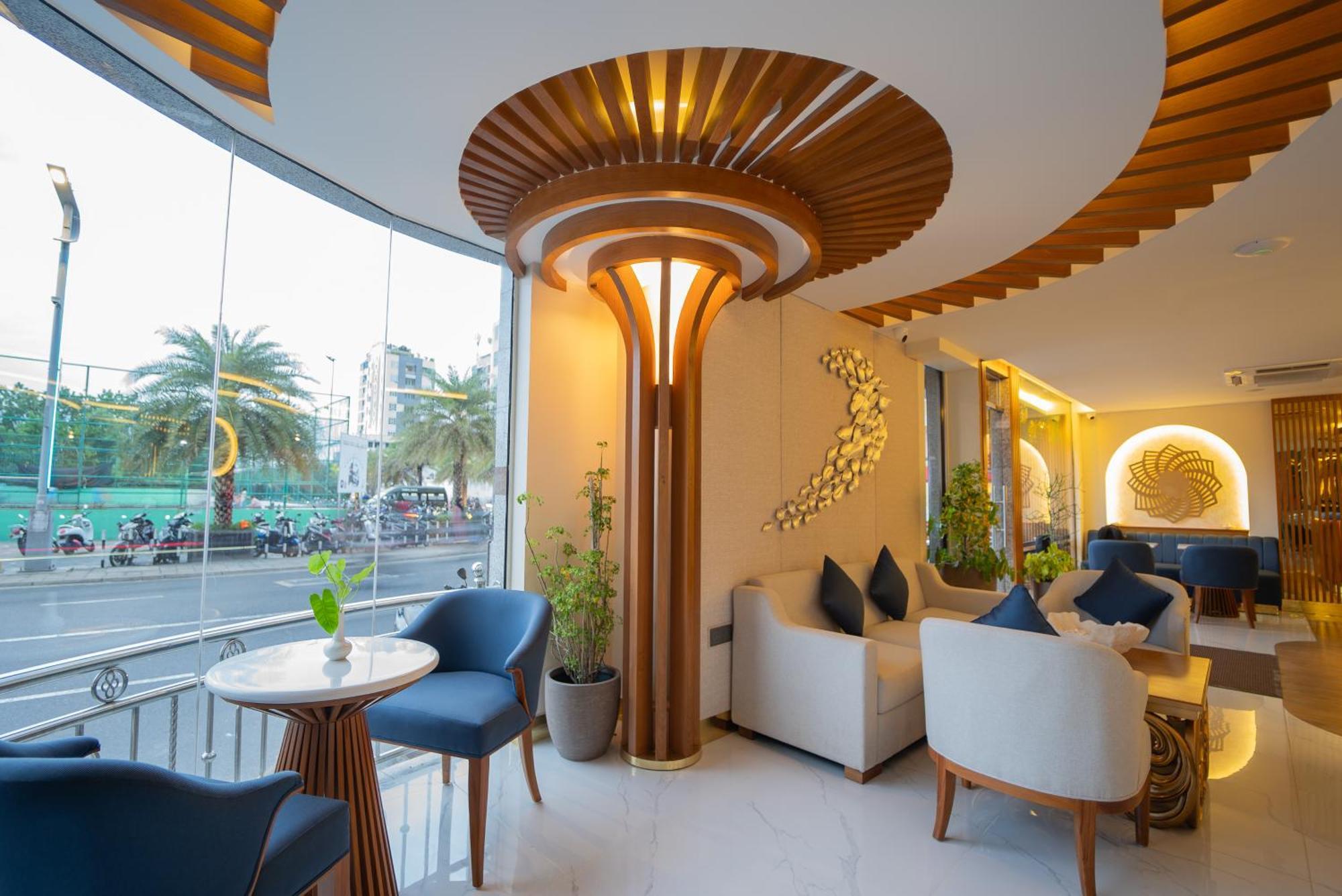 Umet Seaview Hotel With Free Airport Pick Up And Drop T&C Apply Malé Exterior foto