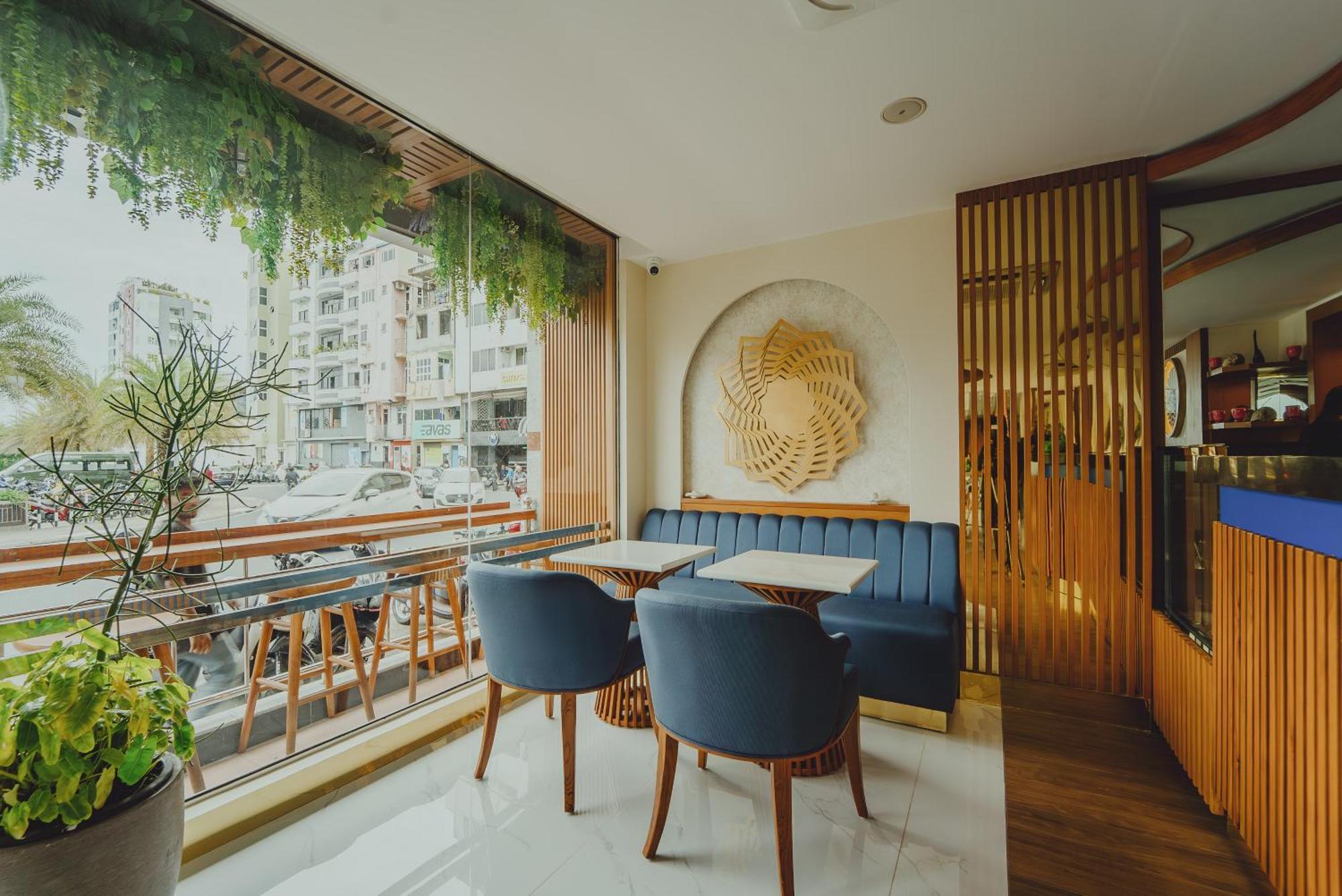 Umet Seaview Hotel With Free Airport Pick Up And Drop T&C Apply Malé Exterior foto